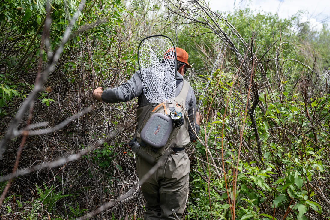 Fishpond Summit Sling Pack 2.0 - Granite