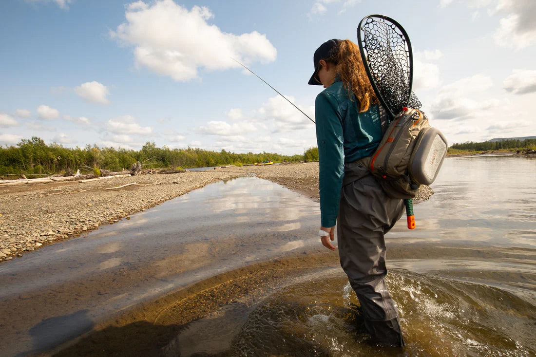 Fishpond Summit Sling Pack 2.0 - Granite