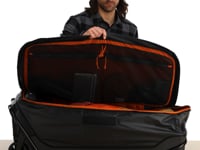 Simms Tailwind Roller - Black