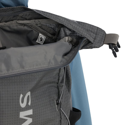 Simms Flyweight Vest Pack - Smoke