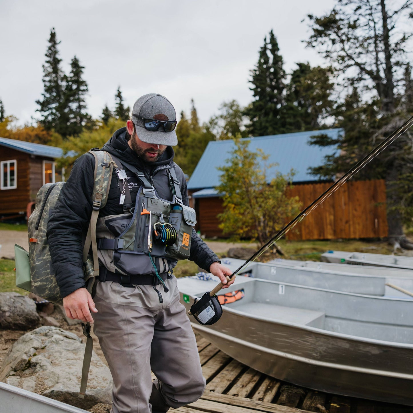 Fishpond Stormshadow Chest Pack